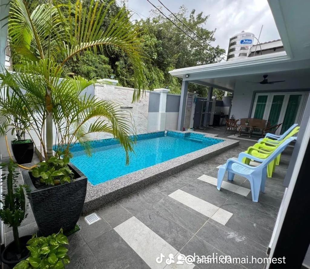 With Pool Apartment Kuantan