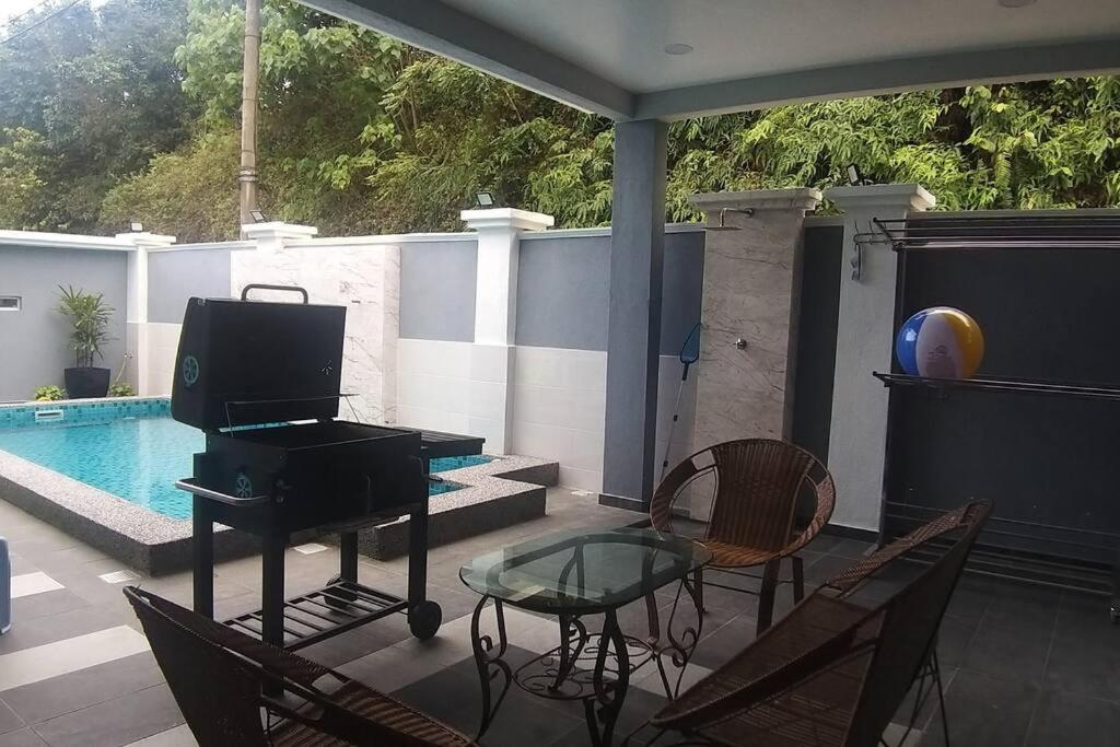 Apartment With Pool Kuantan
